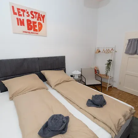 Stylish Old Town With Infrared Sauna Апартаменты Линц