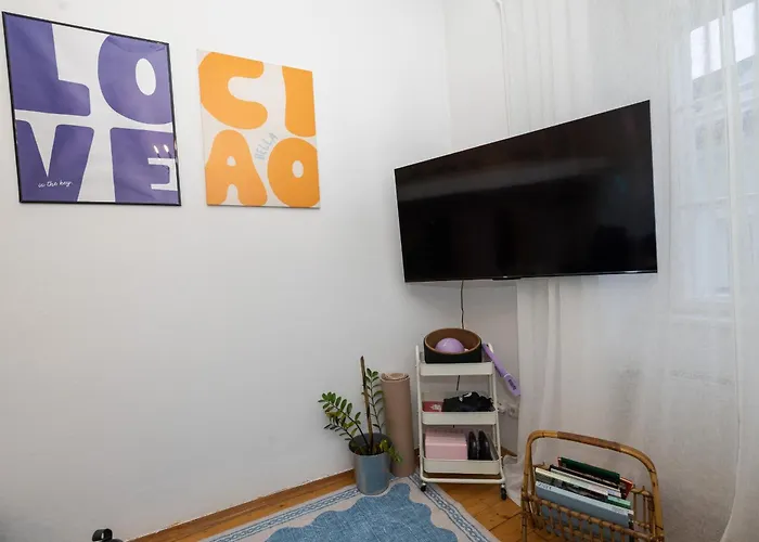 Apartment Stylish Old Town With Infrared Sauna Linz