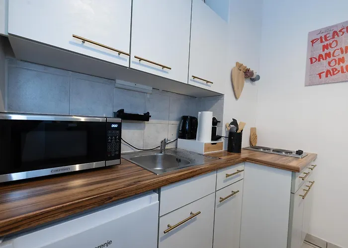 Stylish Old Town With Infrared Sauna *